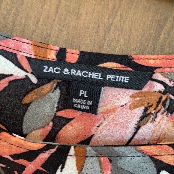 Zac & Rachel rouched sleeve floral top size PL - Picture 16 of 17